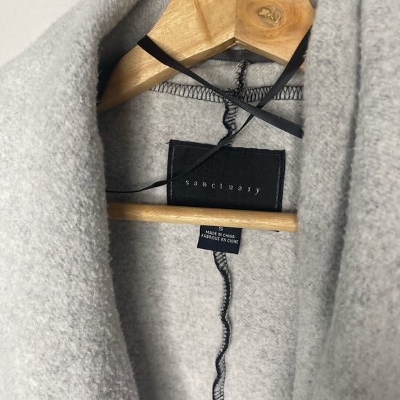 Sanctuary Fleece Soft Gray Button Sweater Size Small - Picture 4 of 14